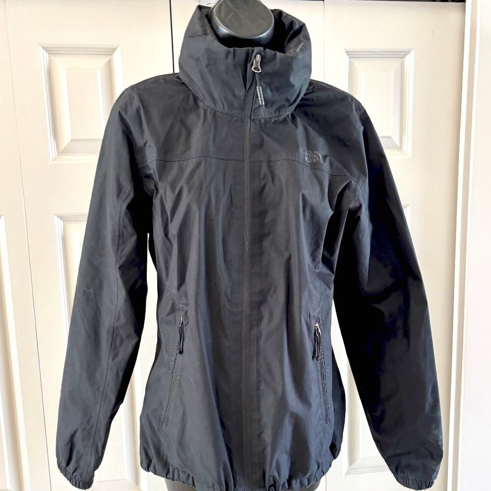 The North Face Women's Black Lightweight Shell Jacket - Waterproof & Stylish  S